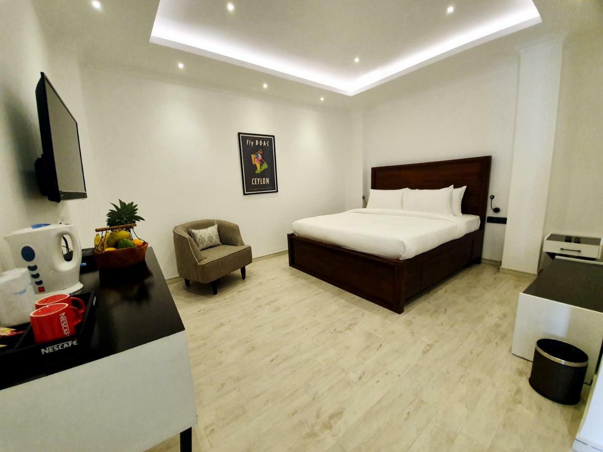 Bed Station 210 Hotel Kandy Exterior foto
