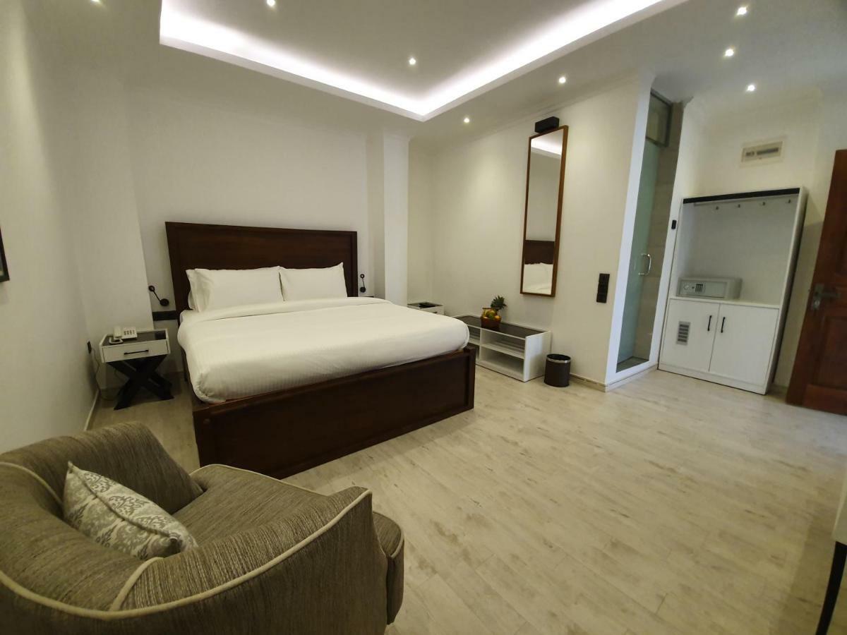 Bed Station 210 Hotel Kandy Exterior foto