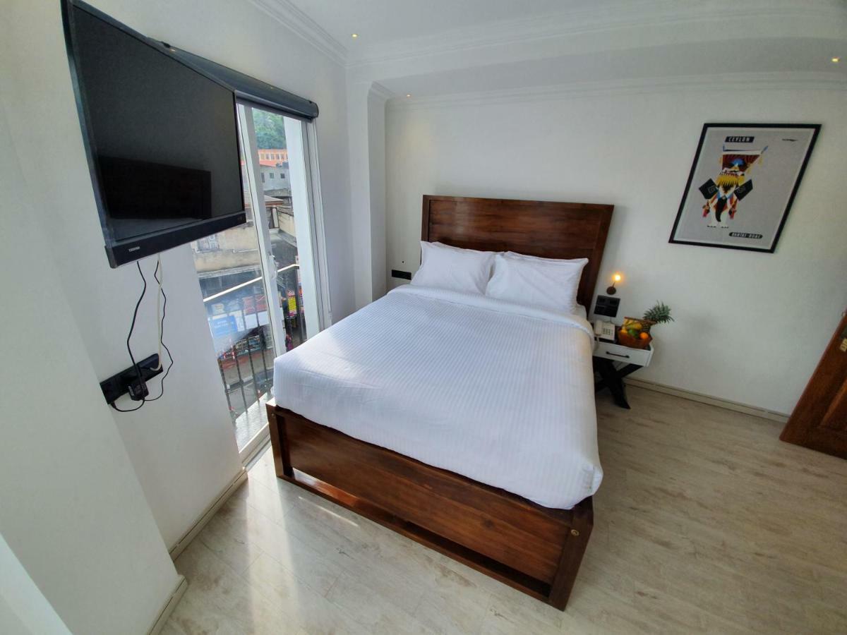 Bed Station 210 Hotel Kandy Exterior foto